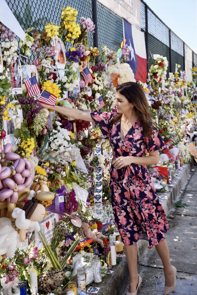 GovRonDeSantis's tweet photo. We mourn for those we lost in Surfside and pray for a miracle. The people lost had impacts on their community, our state, our country, and the world. The families of Surfside are in our hearts and prayers. Florida and America stand with Surfside. https://t.co/Ot3Kvie393