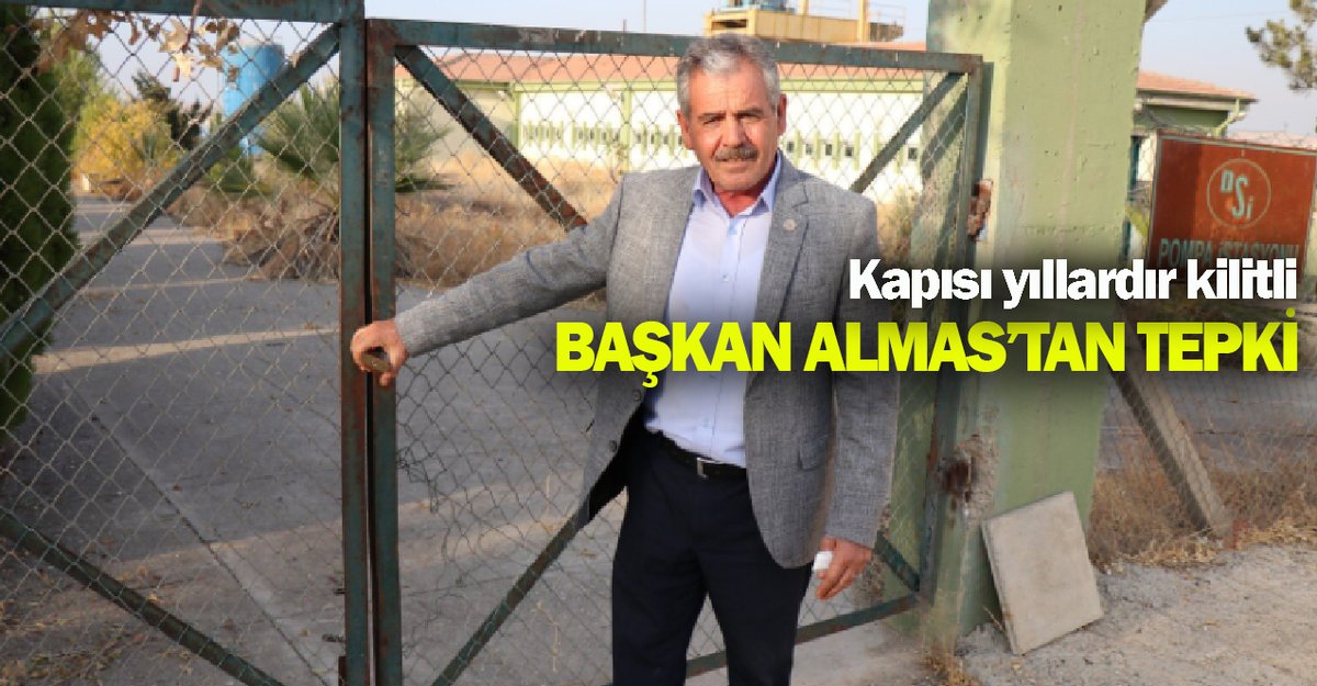 AjansUrfa's tweet photo. Barajın olduğu ilçede binlerce dekar arazi susuz! https://t.co/DatINQabxT https://t.co/9S2u7urj8R