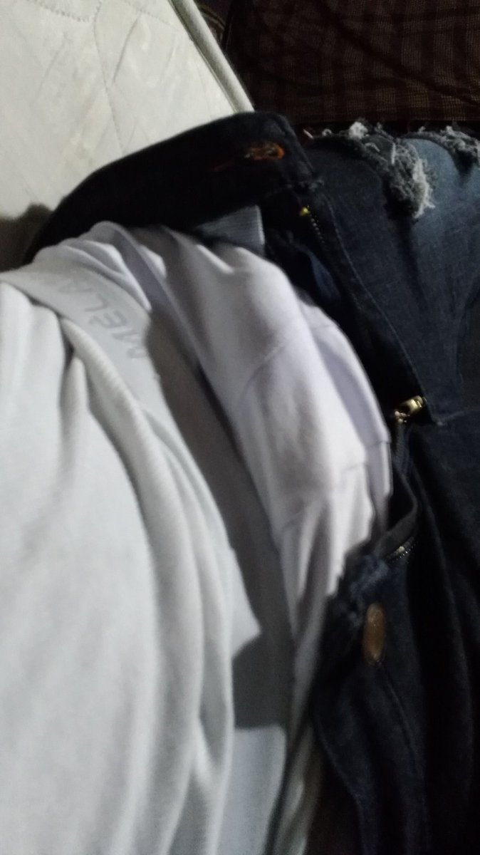 مين في عيمان و خاطره يمص و يتفرتك