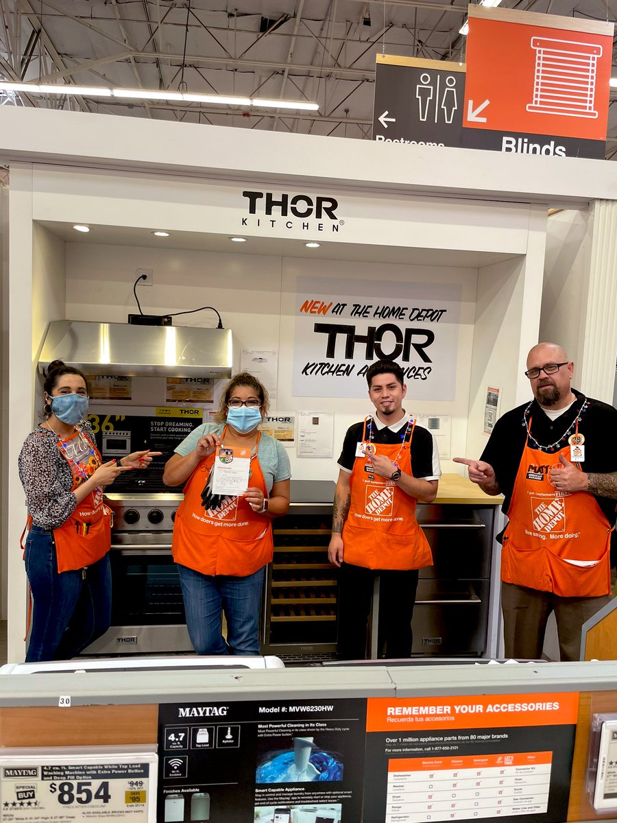 Recognizing Stephanie in appliances for driving GET behaviors &amp; excellent customer service this holiday weekend!  🇺🇸🌟 @downeypackerfan <a href="/Steven_Mousseau/">Steven Mousseau</a> <a href="/MattO_HD6646/">Matthew Ohrberg</a> <a href="/asm_6646/">Jesus Suarez</a> <a href="/Elliottwakeman3/">Elliottwakeman</a> @Dee_ASDS