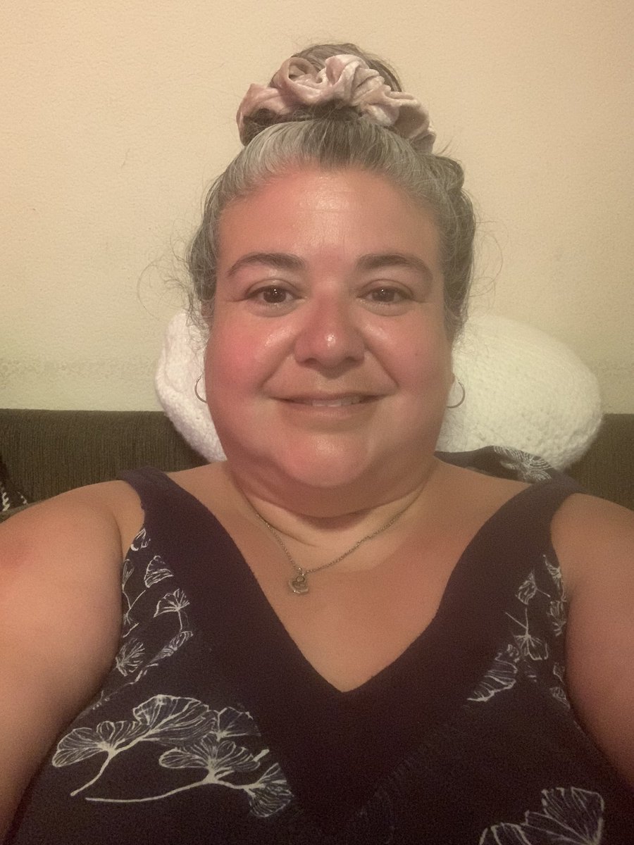 QueenLaTeachaMZ's tweet photo. #KESSummerSelfie #PJsAllDaySelfie It’s 2:45…PM, &amp; still in my PJs…lovingly called my batita (bah TEE tah…my “little nightgown” or robe/cover) This was needed after a fun filled river house vacay w/ family! https://t.co/E8ePVjvmnl