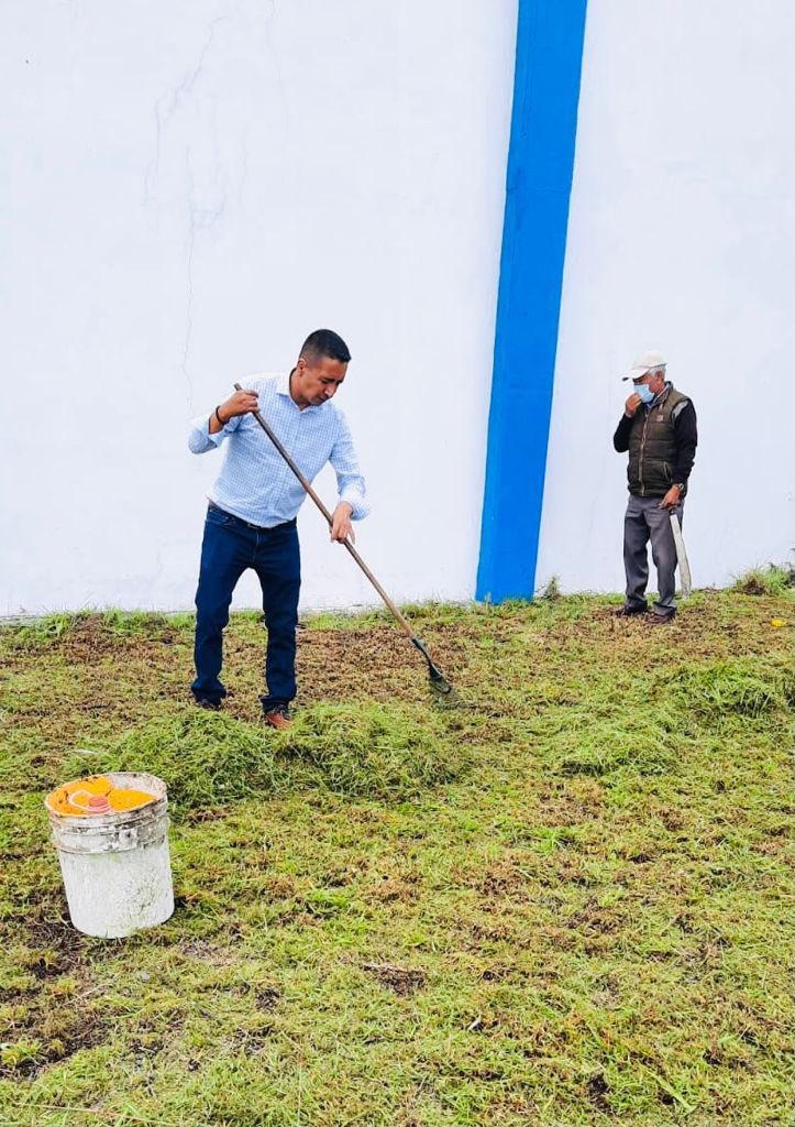 Un gusto saludar a mis amigos militantes del PAN en San Andrés Cholula y contribuir en la limpieza de nuestro Comité Municipal, la suma de esfuerzos hace la diferencia, ¡excelente fin de semana!