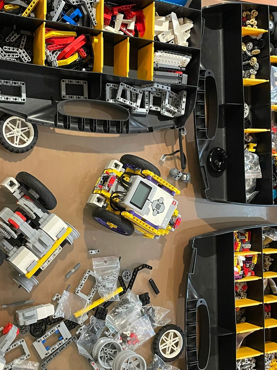 cst_robotics (@cstrobotics) on Twitter photo Kids are messing up our classroom. What are they building? Is that you, Violet 5? Or should i say Violet V?
#morethanrobots
<a href="/FLLTgn_Reus/">FLLTgn_Reus</a>
@FLLSpain
<a href="/firstlegoleague/">FIRST LEGO League</a> Kids are messing up our classroom. What are they building? Is that you, Violet 5? Or should i say Violet V?
#morethanrobots
<a href="/FLLTgn_Reus/">FLLTgn_Reus</a>
@FLLSpain
<a href="/firstlegoleague/">FIRST LEGO League</a>