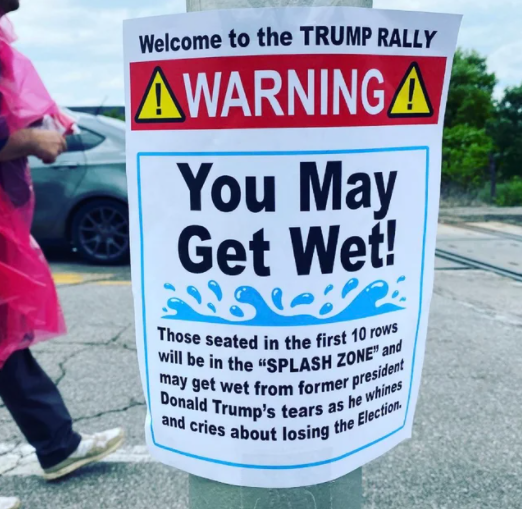 nyc10468's tweet photo. @Mdixon55 Come rain or come shine   👇 😂 https://t.co/DpLJ5jAOG1