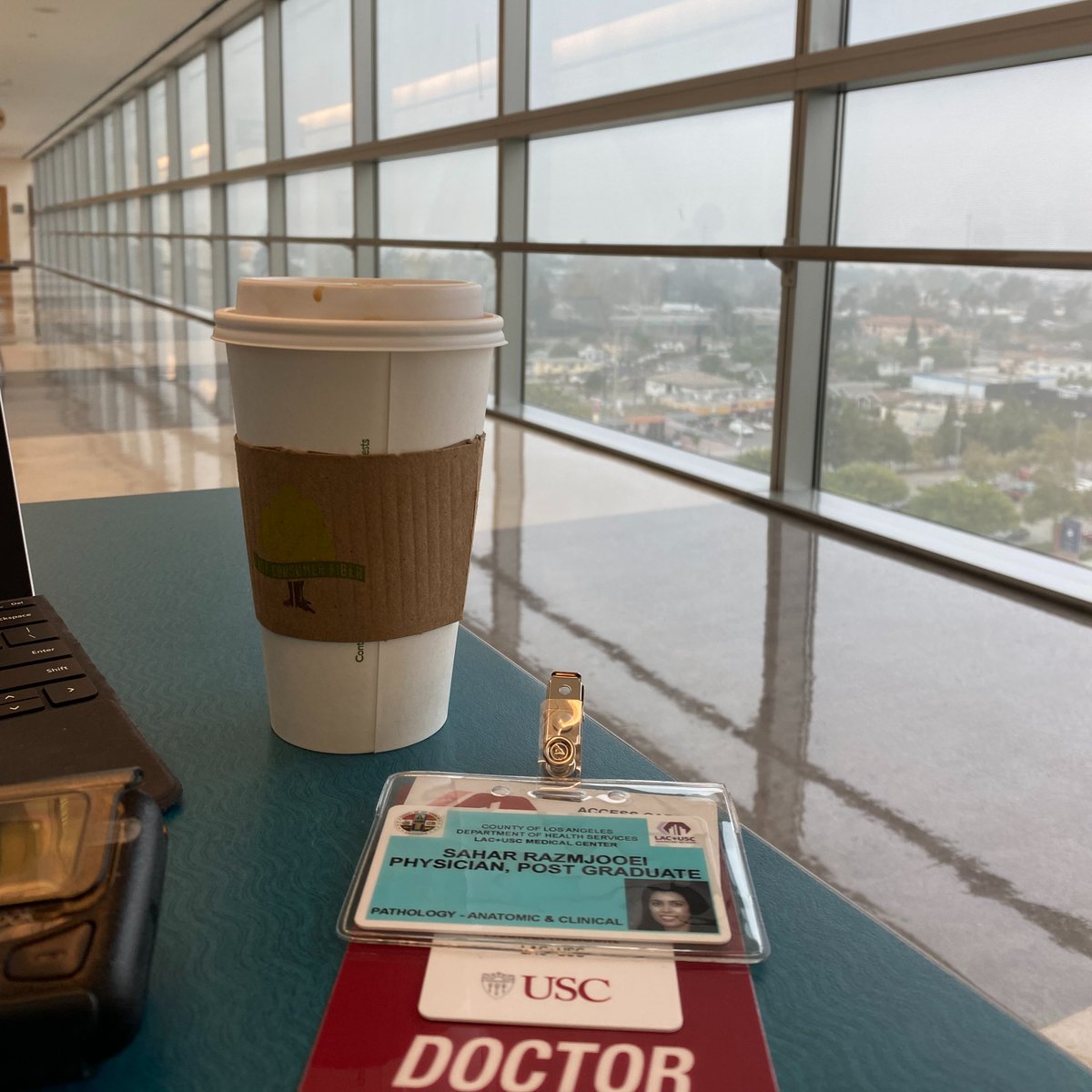 SRazmjooei's tweet photo. Starting a new chapter of my life with a good coffee and a pleasant view. #USCPath https://t.co/pHwjalQbhG