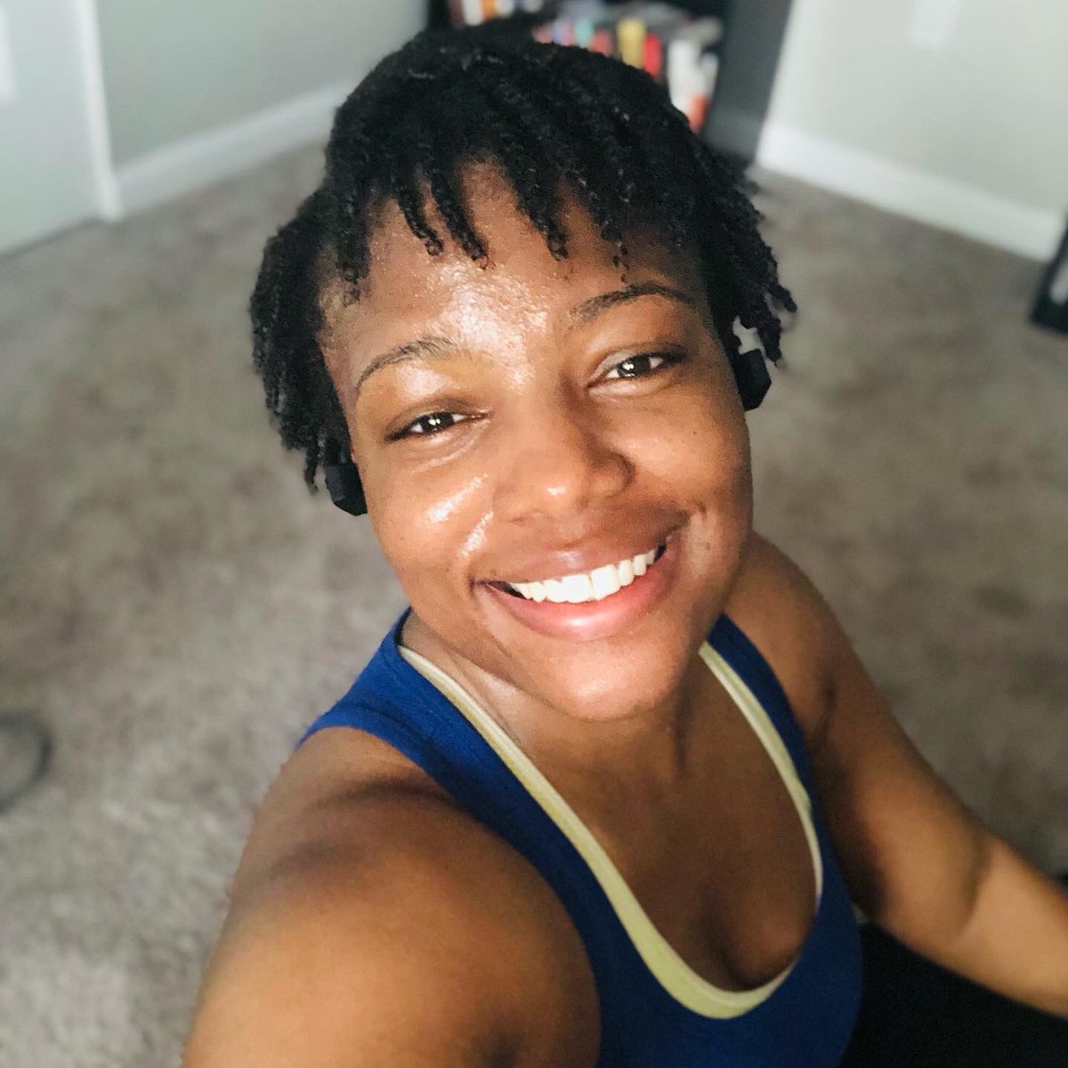 MichelleBSingin's tweet photo. #nofilter #justsmiles&amp;curls #35 https://t.co/lEpcvV37d6