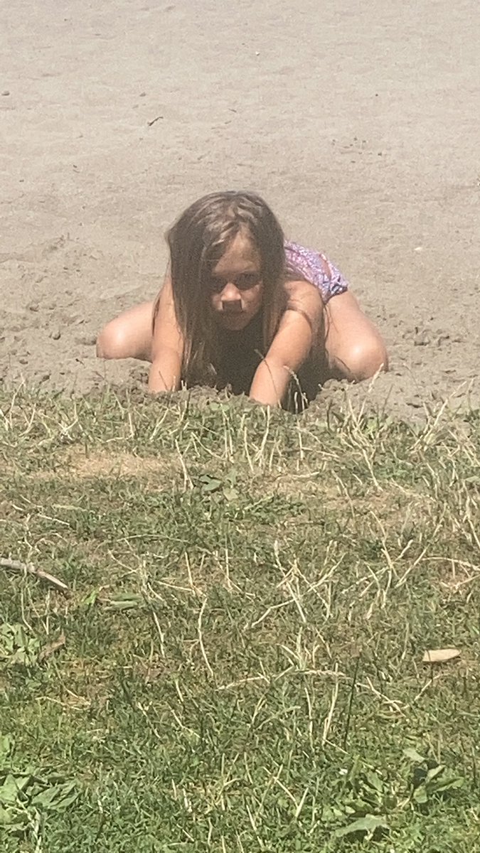 Kidzquotes's tweet photo. “I’m digging your hole for when you die!” My grave? Yeah...for when you die! https://t.co/0MhVHyXvBq