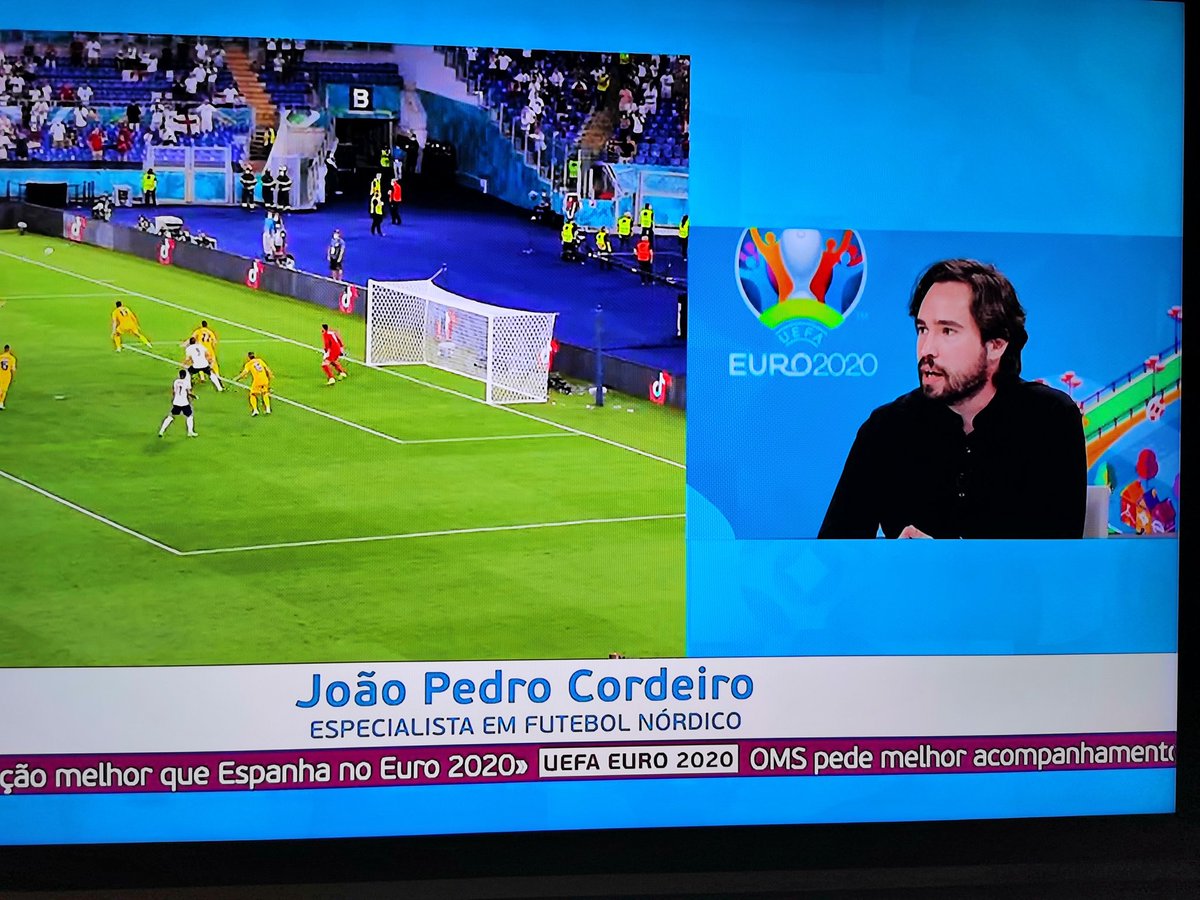 drzodiacus's tweet photo. Pá, não estaremos a levar esta coisa da análise do futebol um pouco longe demais? Especialista em futebol nórdico???? https://t.co/MbxTSUT4Iz