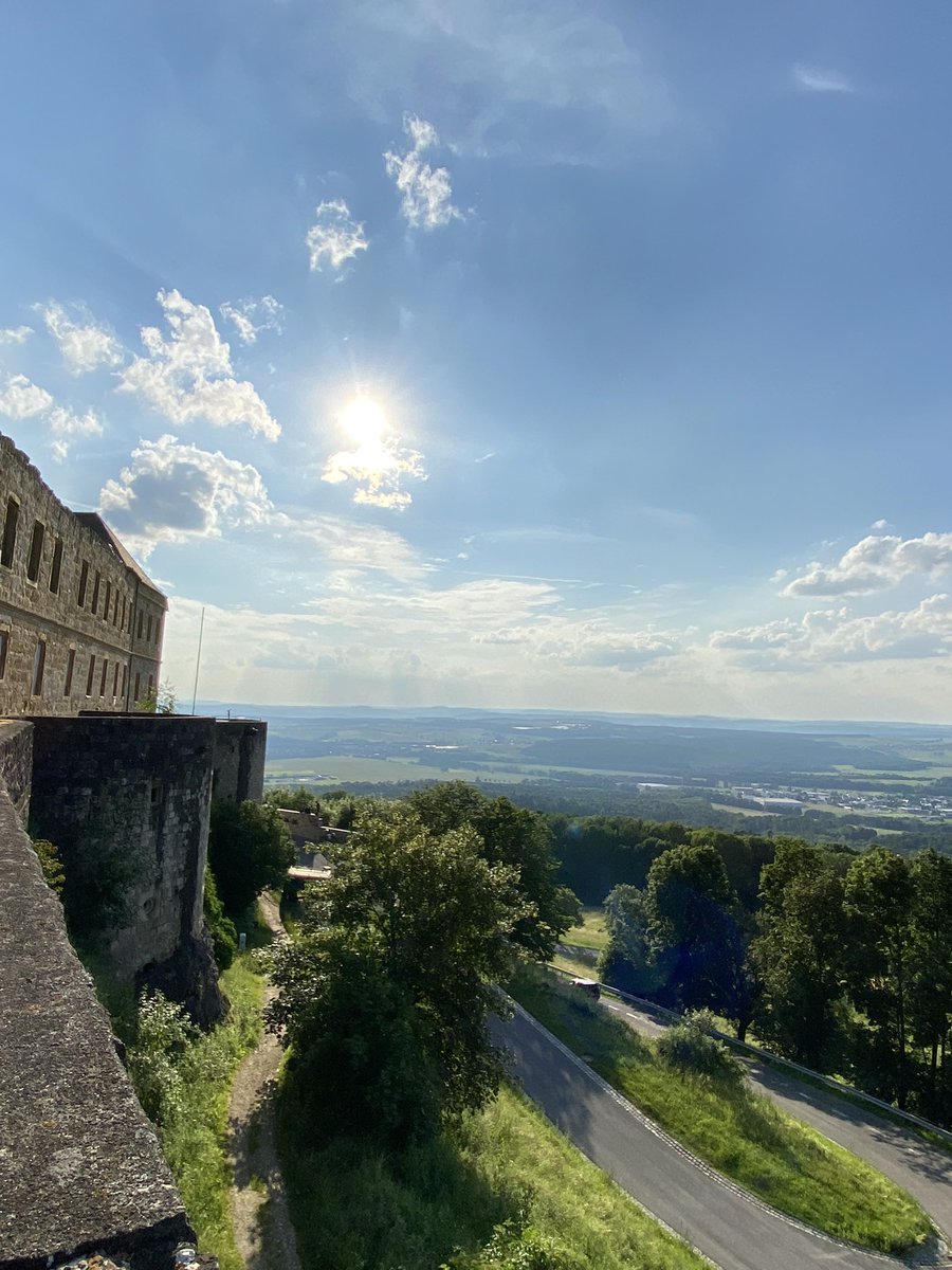 rombach_martin's tweet photo. @mamisimonemami Ein Bild sagt mehr als… #giechburg https://t.co/zZC8ws2dT9