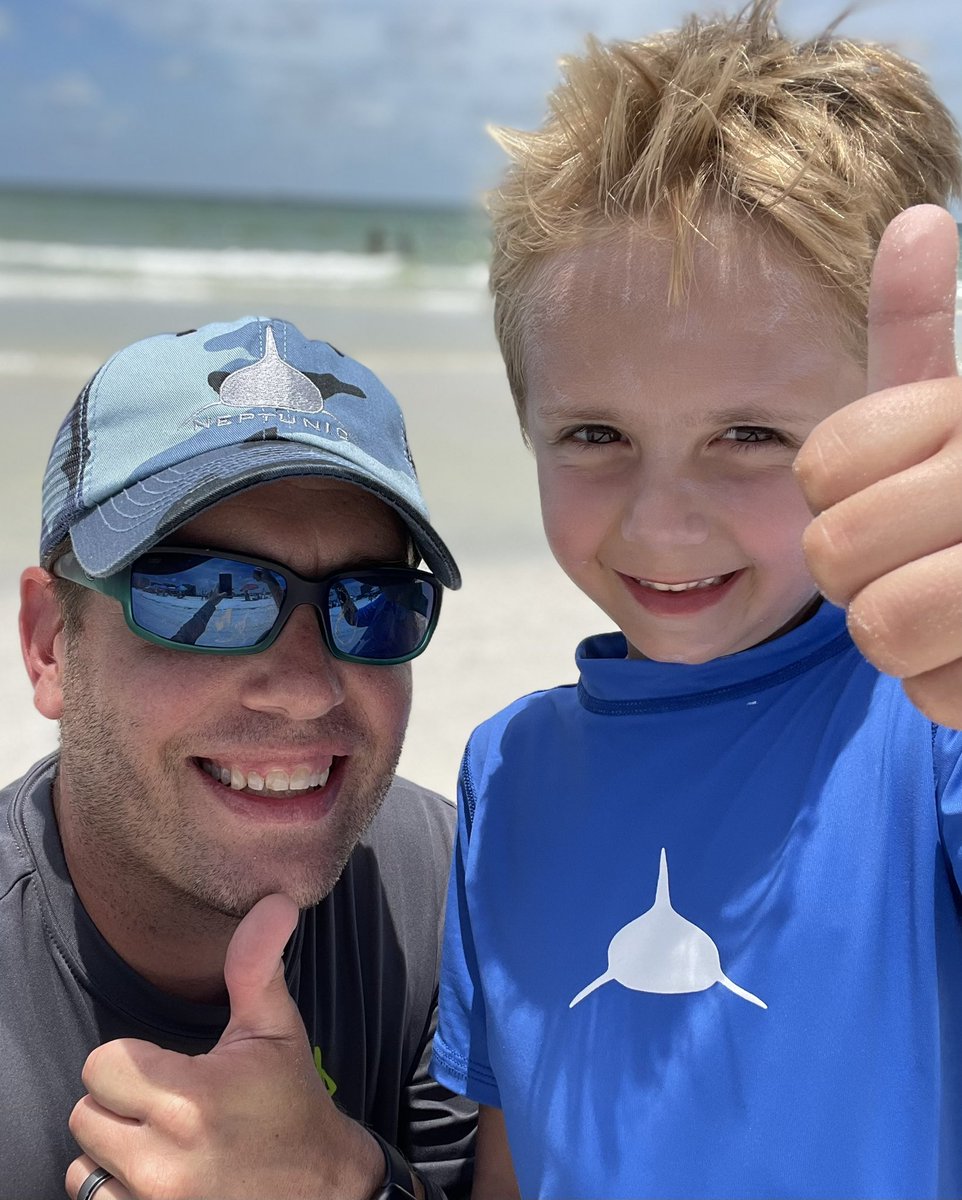Enjoying our holiday weekend! 🇺🇸🦈 <a href="/Neptunic_com/">Neptunic</a> #marcoisland #sharkdudes <a href="/OCEARCH/">OCEARCH</a>