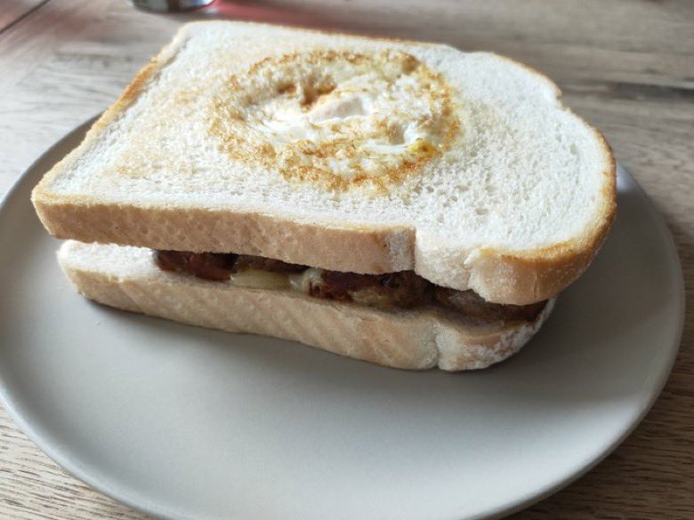 Troy 7H making himself Sunday Brunch . Sausage, bacon, cheese with egg inside the bread. Yummy! Well done Troy! #OSAmazing 

#OSAfoodteam