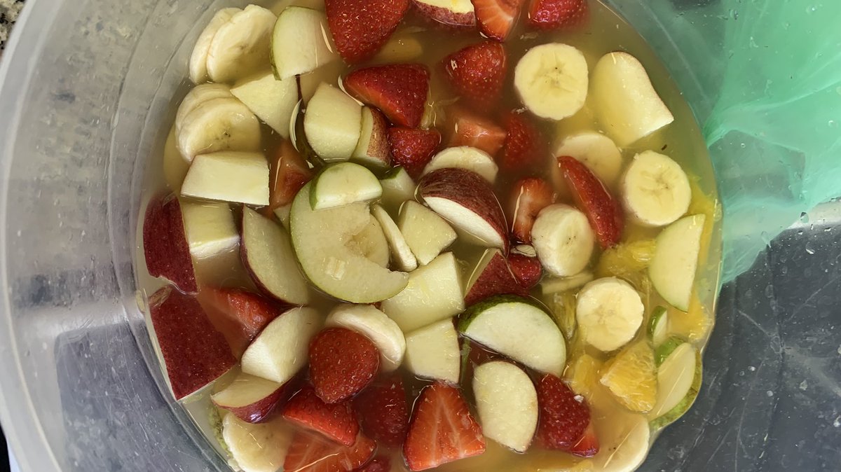 Our year 7's made fruit salad this week during their cooking lessons! Fantastic results and great use of knife skills!
#OSAamazing