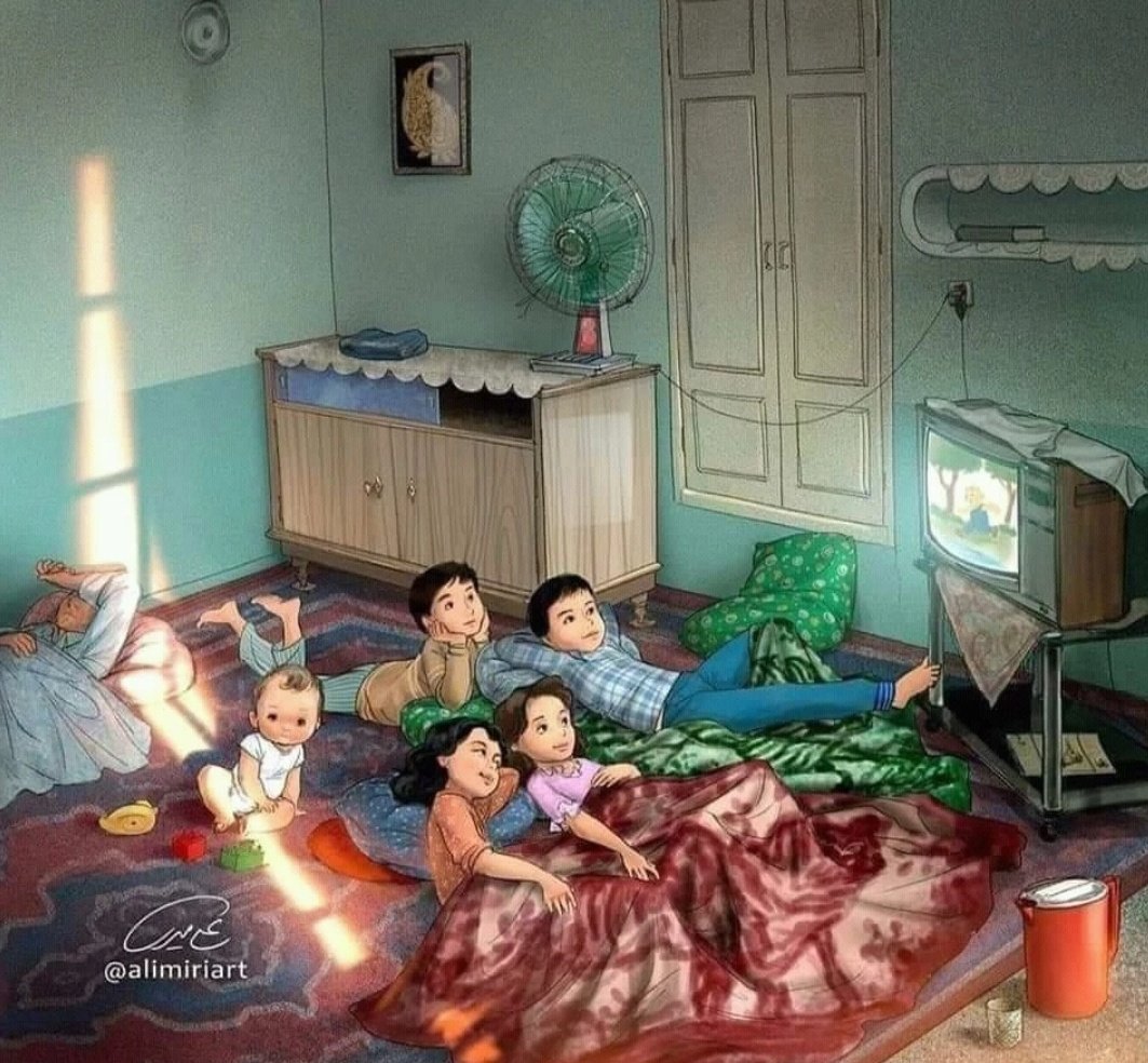 nehaltyagi08's tweet photo. Throwback to a 90's Sunday morning in India. Its 9:30 am and the kids(&amp; adults) of the house are glued to the television. Can you guess what they are watching? 😊 https://t.co/gENwWF4rr6