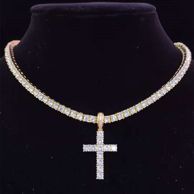 store_axl's tweet photo. This diamond chain is also available in our store, visit to shop item, 
https://t.co/03Sf4Pjwkf https://t.co/ggEBU2BjX1