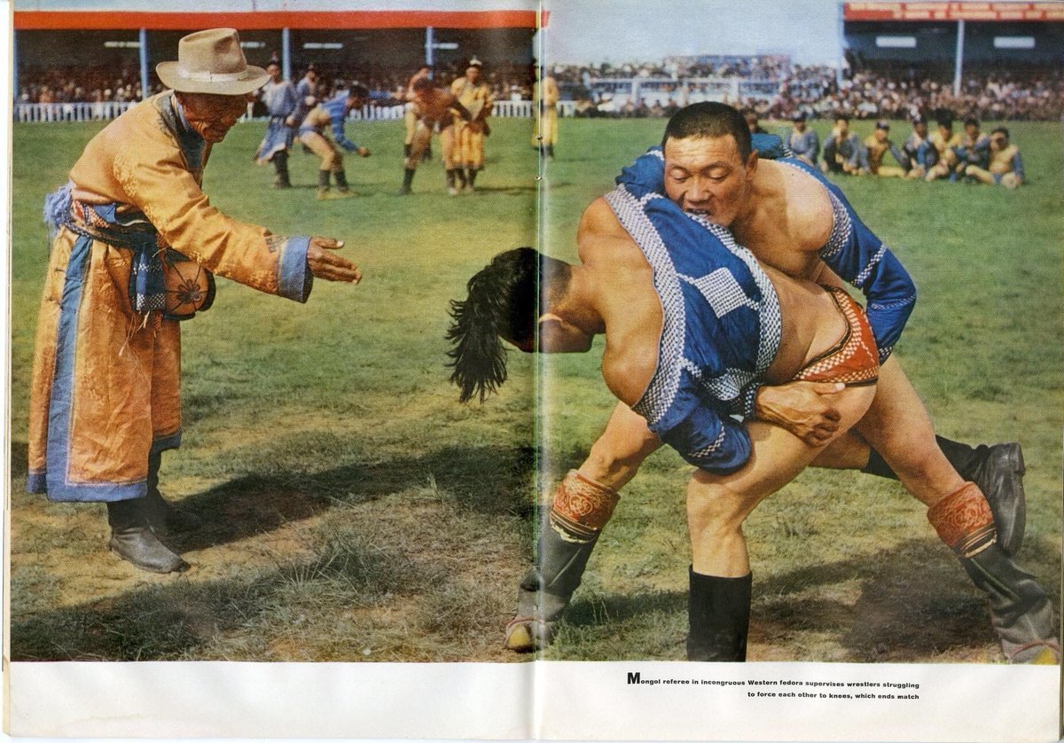 b_odko's tweet photo. 1958/7 сард Францын гэрэл зурагчин Анри Картье-Брессон ардын хувьсгалын 37 жилийн ойн баяраар БНМАУ-д ирэхдээ дарсан Эрийн гурван наадам,үндэсний бөхийн барилдааны тухай фото сурвалжлага,нийтлэл АНУ-ын "Спорт Иллюстрейтэд" сэтгүүлийн 1959/4/6 дугаарт нийтлэгдсэн. (Өнгөт зургууд) https://t.co/a9eTxA3myT