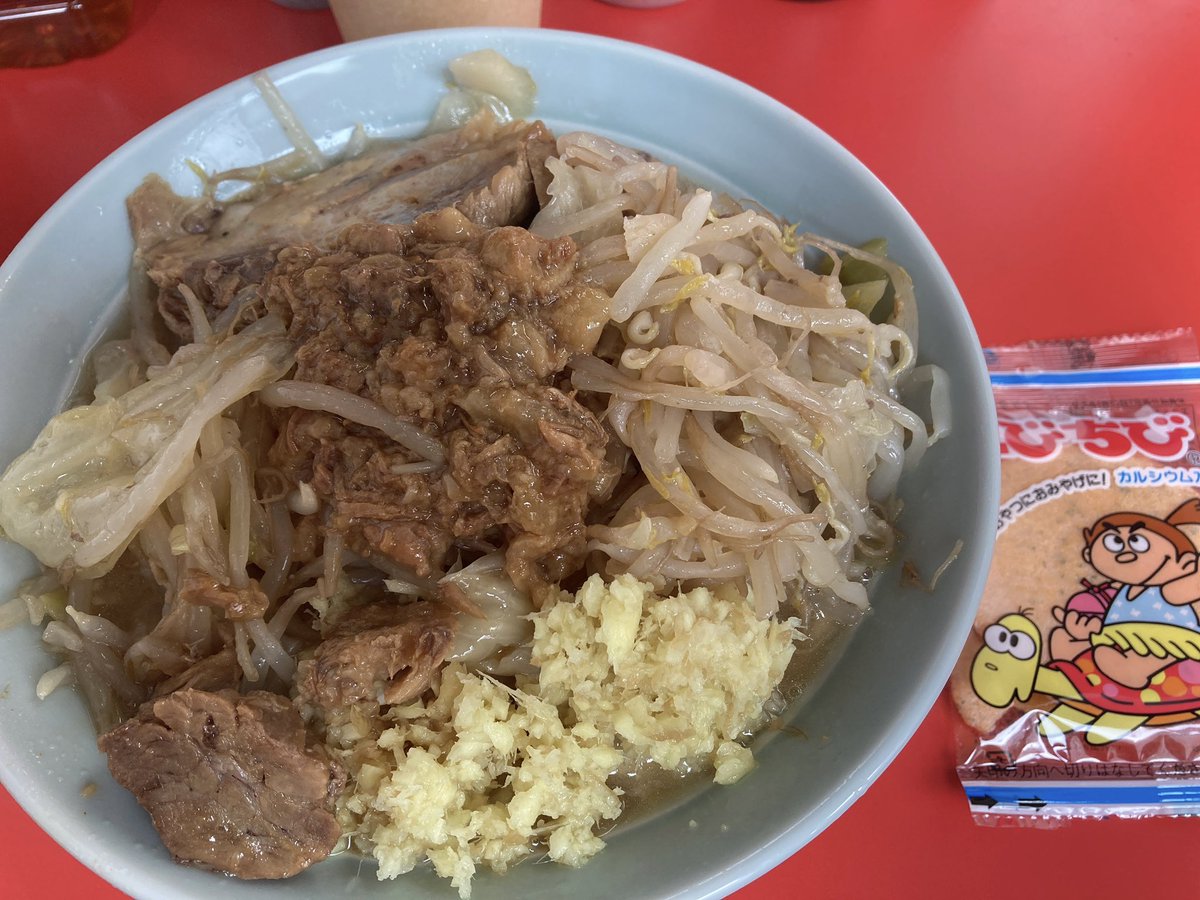 Lenn_4520's tweet photo. 👹鬼首👹北仙台店さんへ！！
開店おめでとうございます㊗️
なんとかオープンPPゲットすることができました！
久しぶりに店長のラーメンいただきました👍うまい！
奥様からこんな時間から並んでもらって泣きました！と言われた時並びで疲れましたが疲れぶっ飛びました。
今日もごちそうさまでした🙏 https://t.co/G3dio7IGte