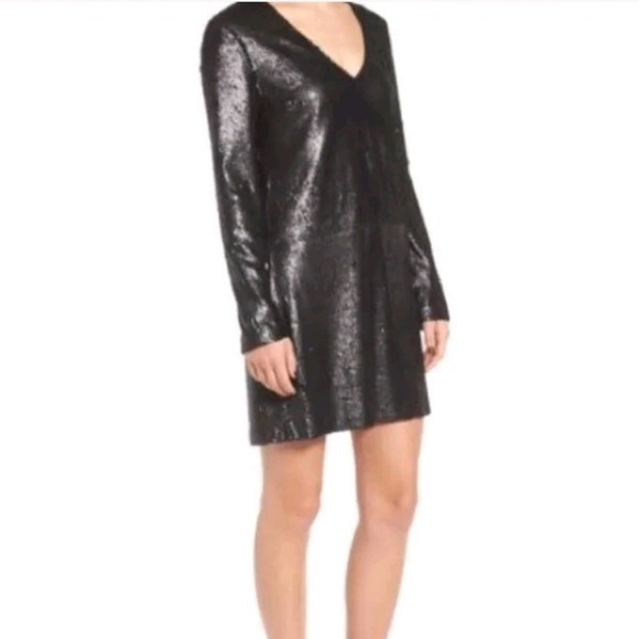 sharingposh's tweet photo. So good I had to share! Check out all the items I'm loving on @Poshmarkapp from @urposhmarkmama #poshmark #fashion #style #shopmycloset #wayf: https://t.co/YT45xjEzod https://t.co/YkGpezVRT3