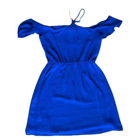 sharingposh's tweet photo. So good I had to share! Check out all the items I'm loving on @Poshmarkapp from @urposhmarkmama #poshmark #fashion #style #shopmycloset #wayf: https://t.co/YT45xjEzod https://t.co/YkGpezVRT3