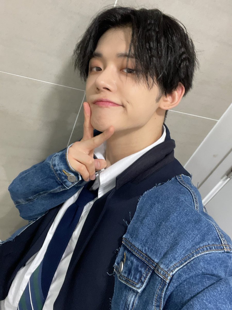 cutejunn's tweet image. Yeonjun es el hombre más gorgeous en este mundo , el solo se merece lo más bonito