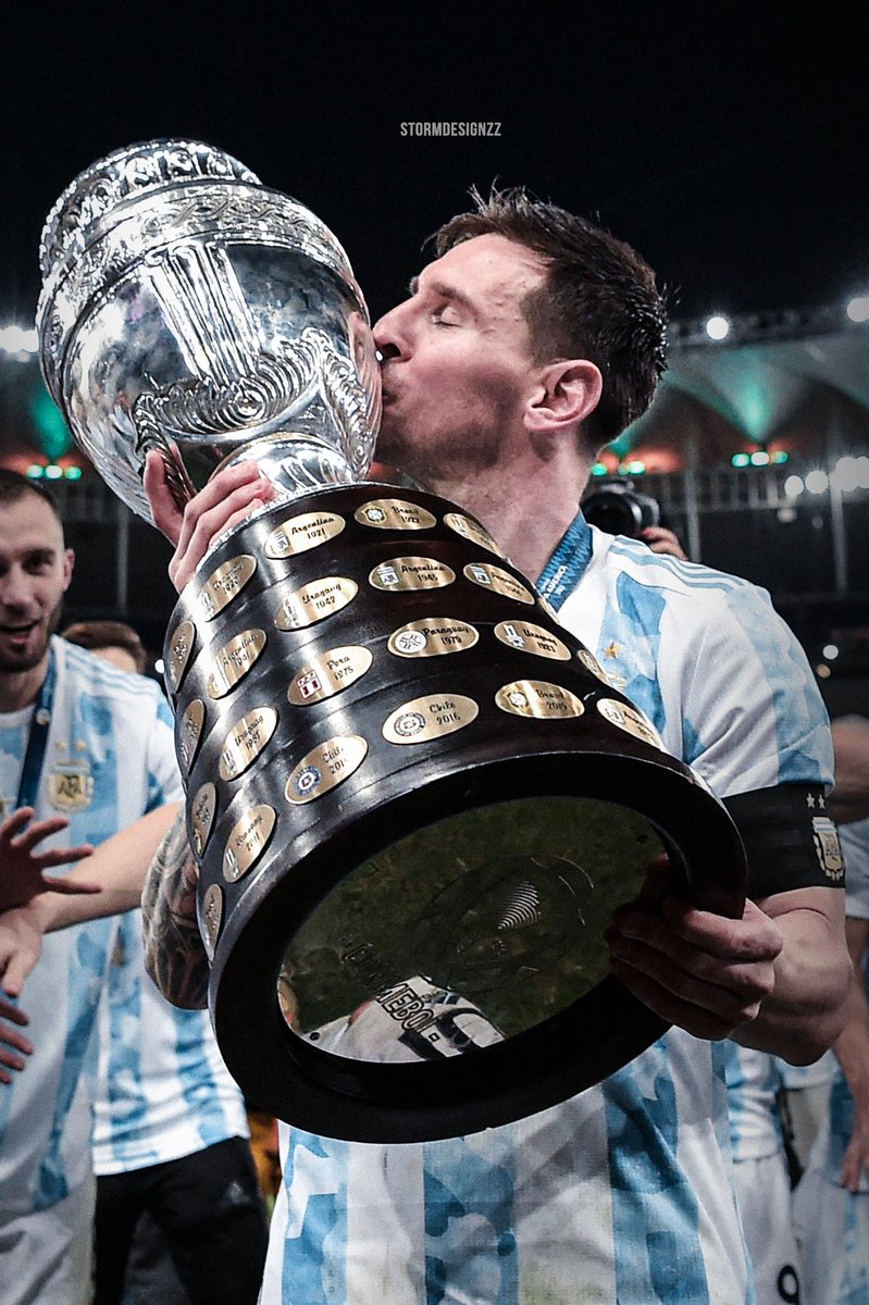 BarcaWorldwide's tweet photo. Lionel Messi has completed Football ✅ https://t.co/7LRJggPzer