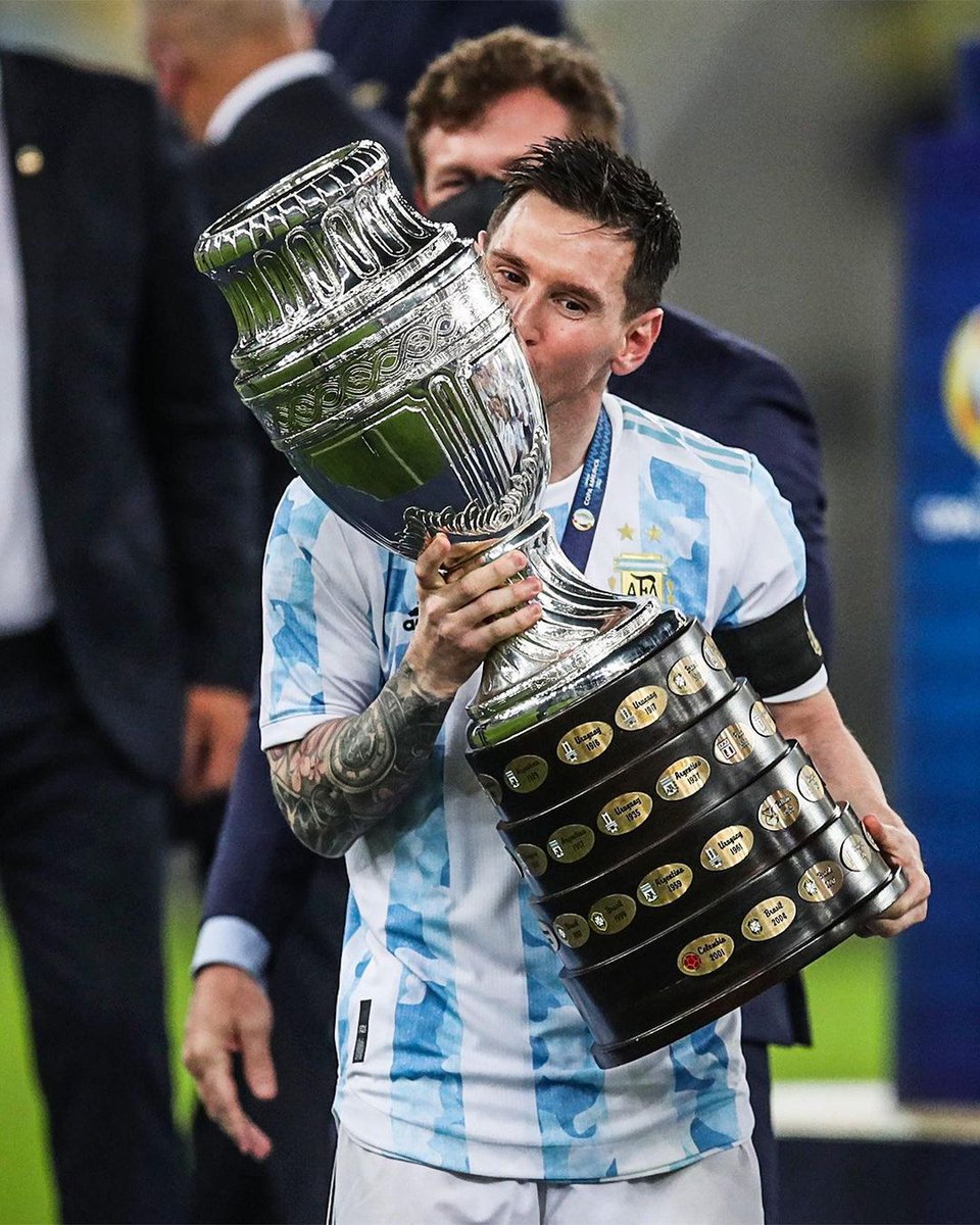 ShammuShamal's tweet photo. Chaaamppionnsssss 🇦🇷🔥🔥🔥🔥🔥
#CopaAmericaFINAL 
#CopaAmerica 
#ArgentinaVsBrazil https://t.co/1dLhuawuaB