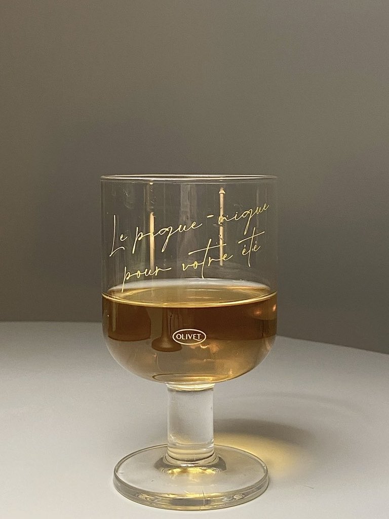 etre_du_soir's tweet photo. Olivet summer glass 🥂

#rt 추첨 한 분께 랜덤 컵 1개를 보내드립니다! 
주문 제작 상품으로 2-3주의 제작 기간이 있습니다 ✨

- picnic for my summer glass (280ml)
- ocean glass mug (260ml)
- how to make latte cup (340ml)

https://t.co/aelYUEqBtA https://t.co/7LPBIykpa5