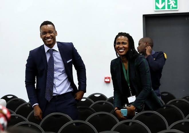 raymond_thini's tweet photo. @bless1010 Keep fighting &amp; risking Covid &amp; bullets. Make your children orphans, widow your wives. When Zuma was in power, he took care of himself, family and friends. You leave Gauteng alone. We are trying to secure a future for our children, we are in lockdown. We need housing #ShutdownSA https://t.co/uHE4GvH8P4