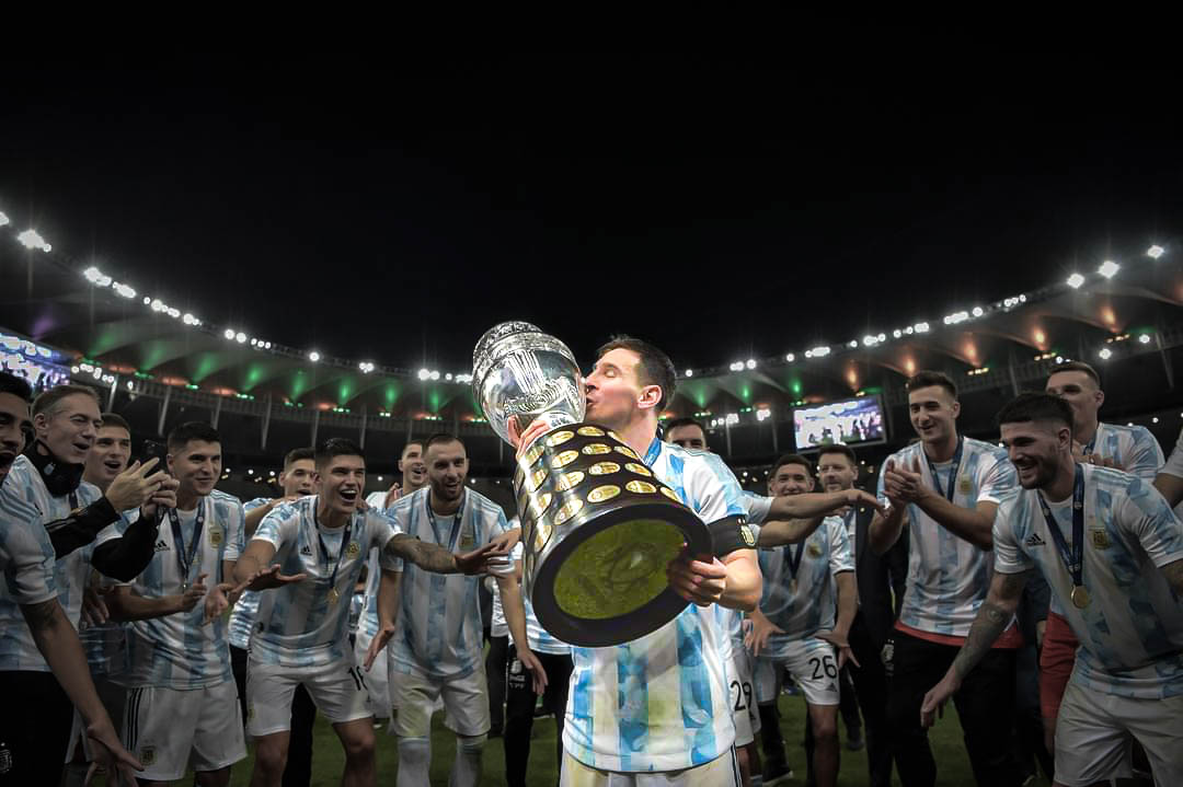 Praneet__T's tweet image. #VamosArgentina #wallpaper #Messi #Neymar #4K #Argentina #CopaAmerica #CHAMPIONS #LM7