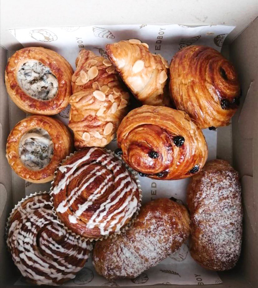 tedboybakery's tweet image. A pastry box filled with love and joy 🎉 Order it through our official website ➡️ tedboy.com

#pastrybox #danishpastry #danish #tedboy #teatime☕️ #breakfast #breakfastathome #sweettreats