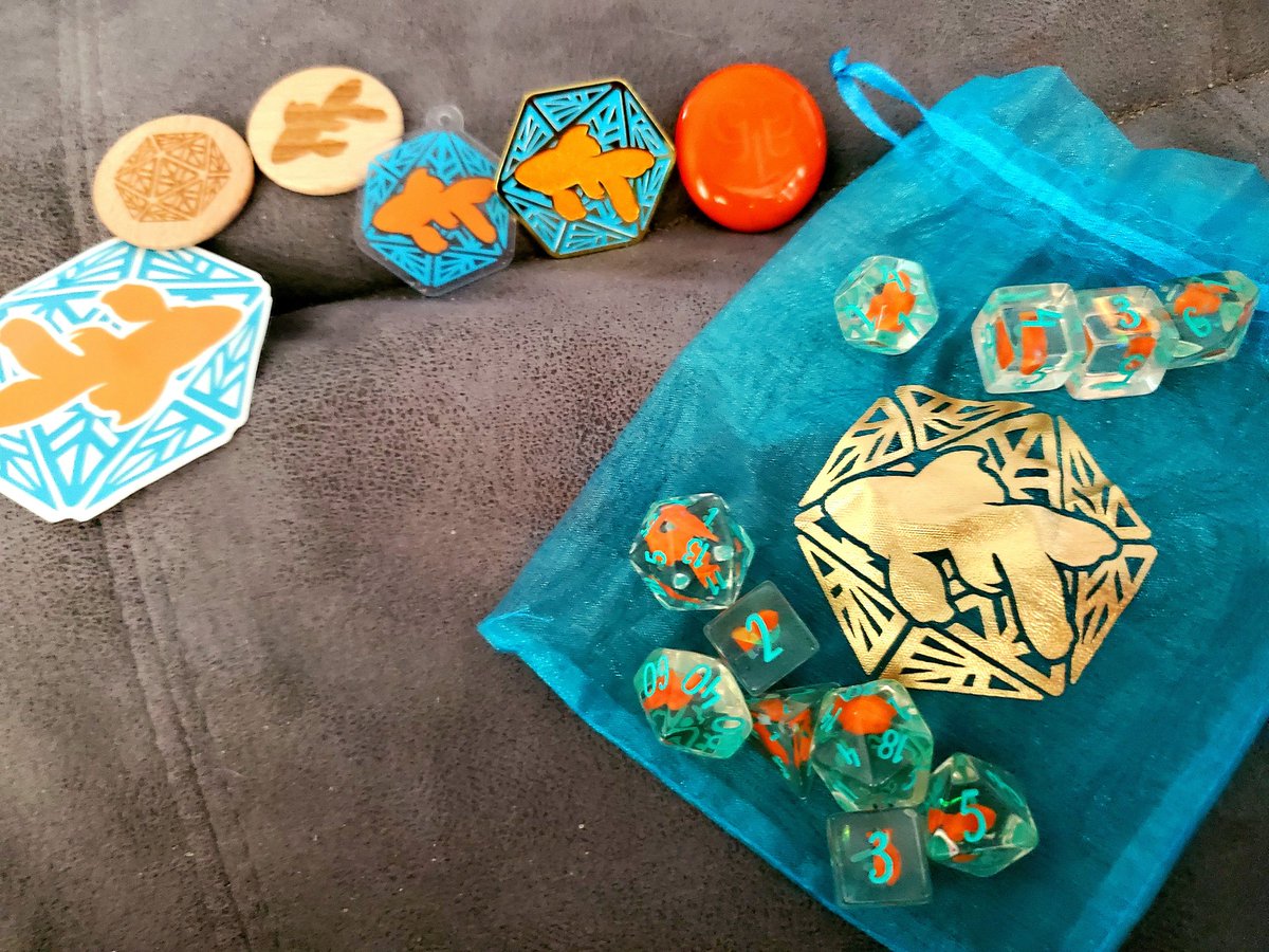 becboops's tweet photo. My #Keyfish arrived!!!
Amazing work by @greenleafgeek, @MC_Etching, and everyone else! ππ https://t.co/GfoTirboWP