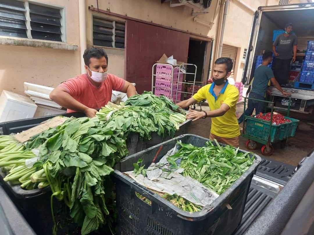 UnitenK's tweet image. Foodbank@Balai Polis Muadzam Shah
10 Julai 2021 (Sabtu)

Kali ini Uni10 Care membekalkan sayuran segar antaranya sawi, petola, kangkung dan terung hasil sumbangan pihak Pasaraya Pantai Selamat Muadzam Shah.

Jom menyumbang:

Uni10 Care
06064010024104
Bank Islam Malaysia Berhad