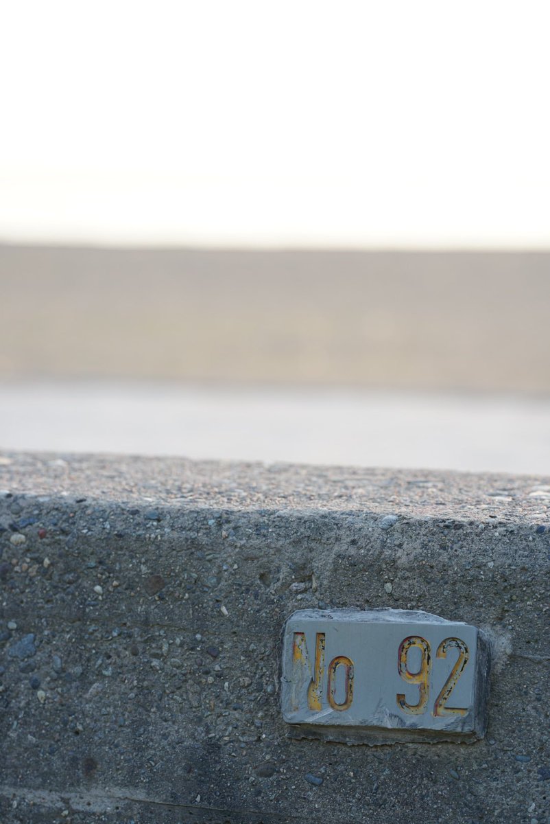 housnail2021's tweet photo. いつかのNo.92…
#photolog
#ふぉと
#海岸沿い
#no92
#coregraphy https://t.co/JYjUBPQrw2