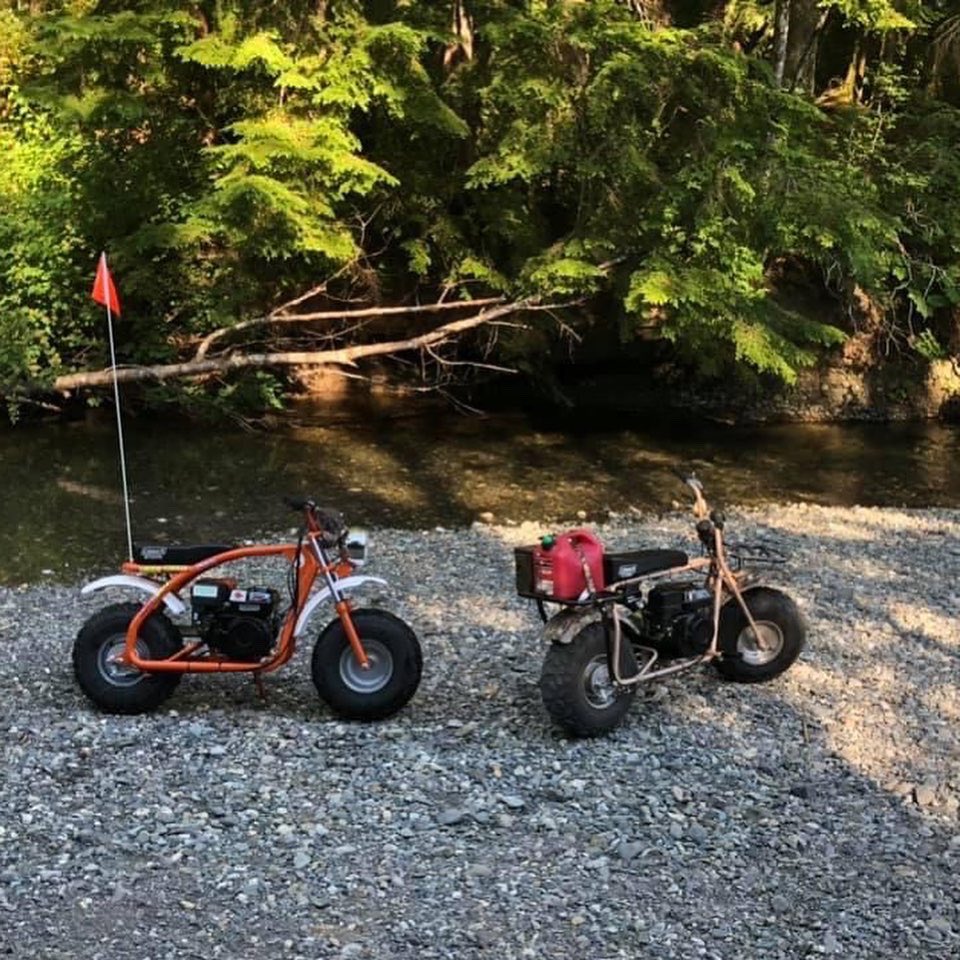 OffIron's tweet photo. @ColemanPower went out for a little scoot. #minibike https://t.co/4vw0tAr3NF