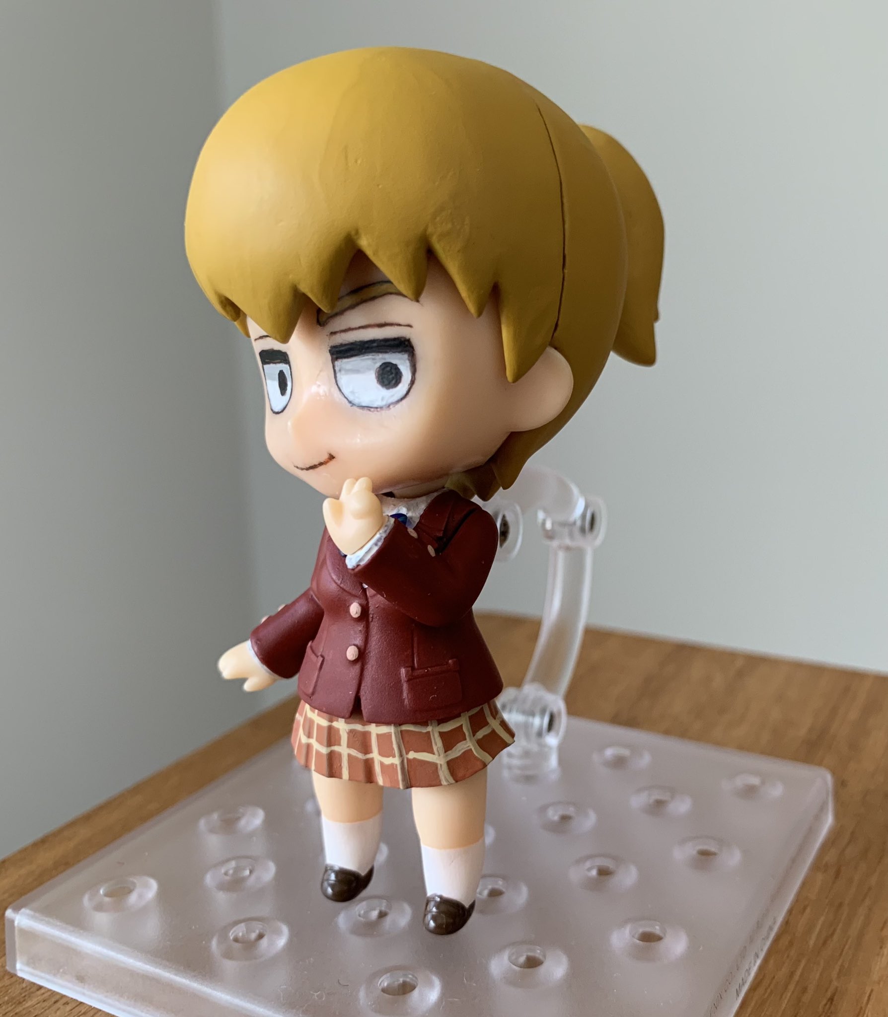 ねんどろいど モブサイコ100 霊幻新隆 51IxgO9p+0L._UF350,350_QL50_.jpg