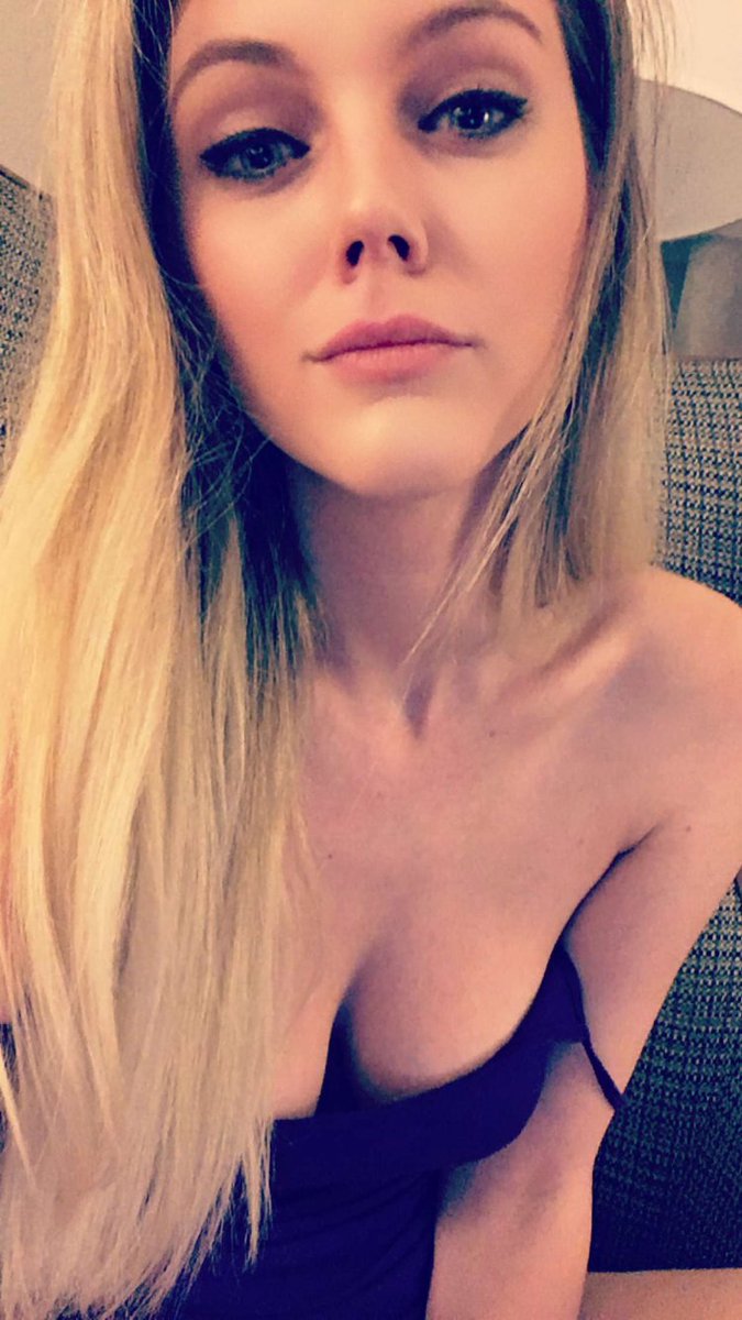 sabrinadomi2's tweet photo. Reblog if you want to see it all😈

message me if you are interested.

#onlyf4ns #onlyf@ns #cutebabes #sellingnoods #sellingnewds #hotnoods #naughty #newds #dailycontent #inkedbabes #nsftumblr #badgirl #sellingcontent #sexypictures https://t.co/Y3n6CcKzXE