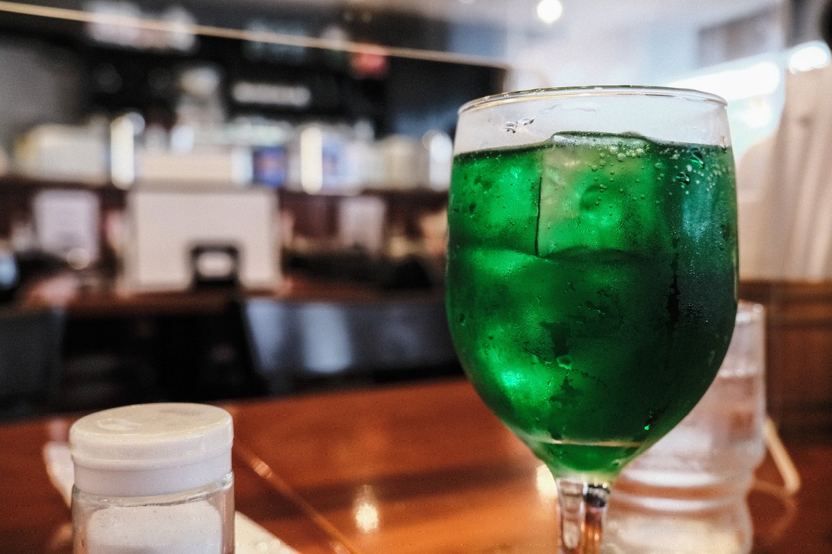 senchan_0323's tweet photo. ソーダ水でエネルギーチャージ
replace lost water with sodas
#XE4 #fujifilmXE4 #fujifilm_xseries #fujifilm #SOOC #XC1545 #撮って出し #graineffect #富士フイルム #ichikawaportraitcity #市川 #純喫茶 #写真好きな人と繋がりたい https://t.co/NWfEgakRyr