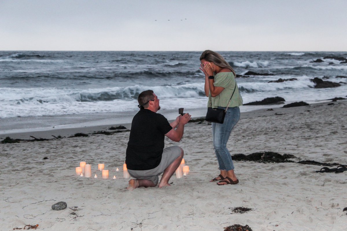 xosamaraa's tweet photo. The ✨easiest✨ YES 💕 #wereengaged #FutureMrsDavis https://t.co/vU4YZP0iV7