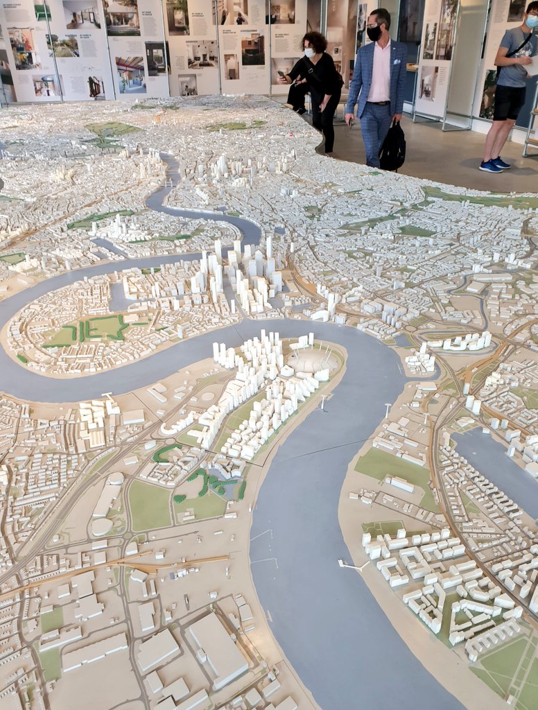 PatrickCouderc's tweet photo. Fascinating talk by Chief Curator @PGSMurray at the @nlalondon #Popup at @CoalDropsYard on Friday when presenting the supersized #NewLondonModel. He explained how much history influenced the successive stages of the urban planning of our exciting metropolis. https://t.co/q5XrRbOJMD