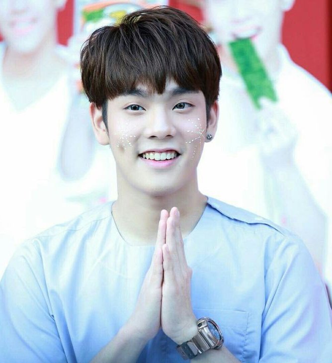 айдолы из пусана. тайские айдолы мужчины после 30. кан ми на (kang mi na). кан мина gugudan. айдолы из тайланда.