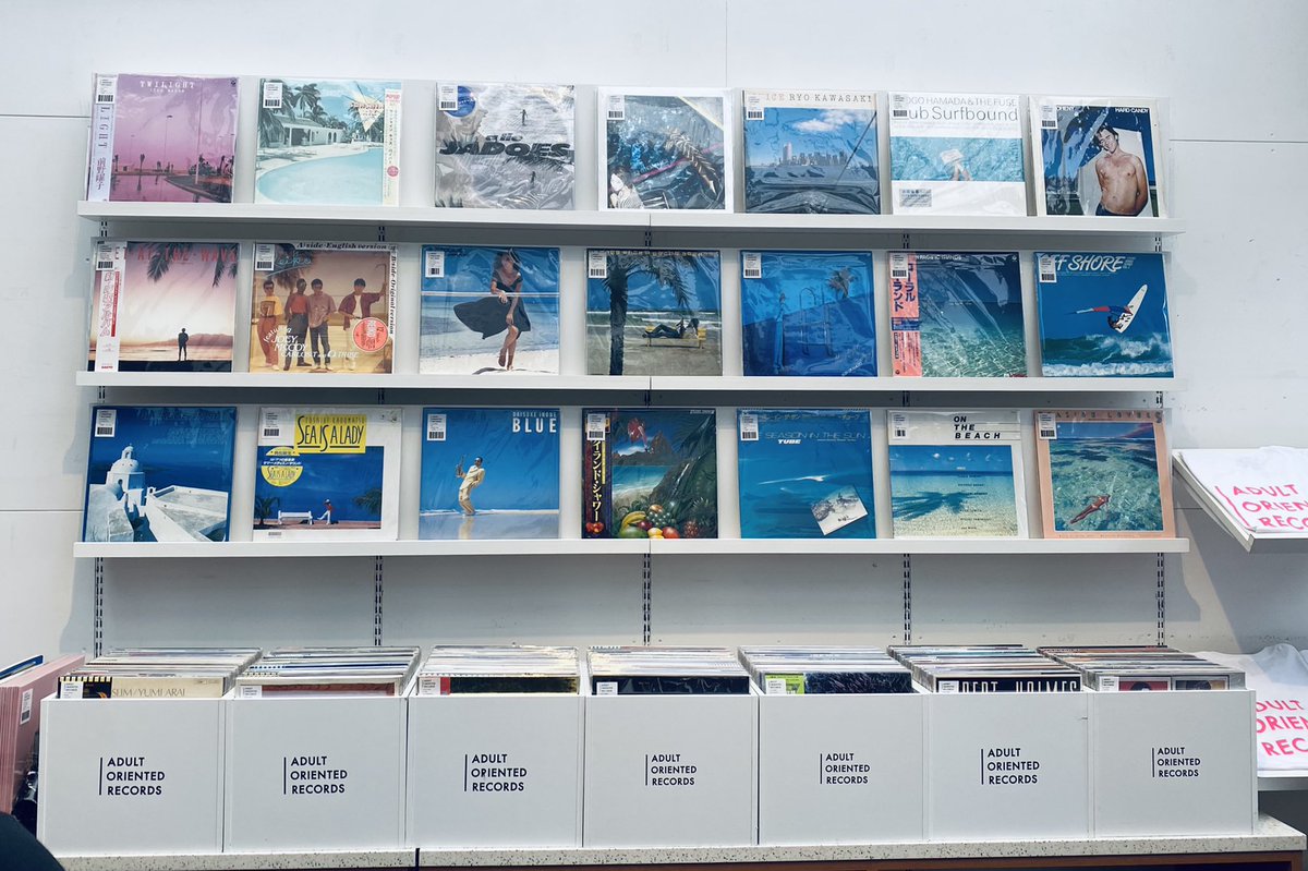 api_333's tweet image. AORな季節ですね。