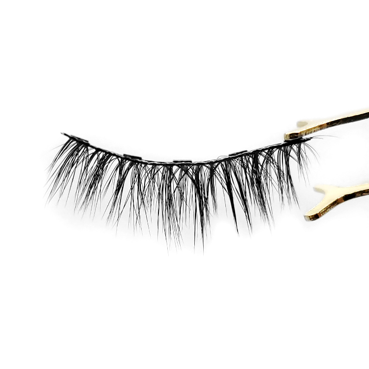 cnsylashes's tweet photo. Shuying leads, and other brands copy. https://t.co/JuLJ0HJt22 #5deyelashes #minkfakeeyelashes #luxuryfalseeyelashes https://t.co/EOQOq1jMyH
