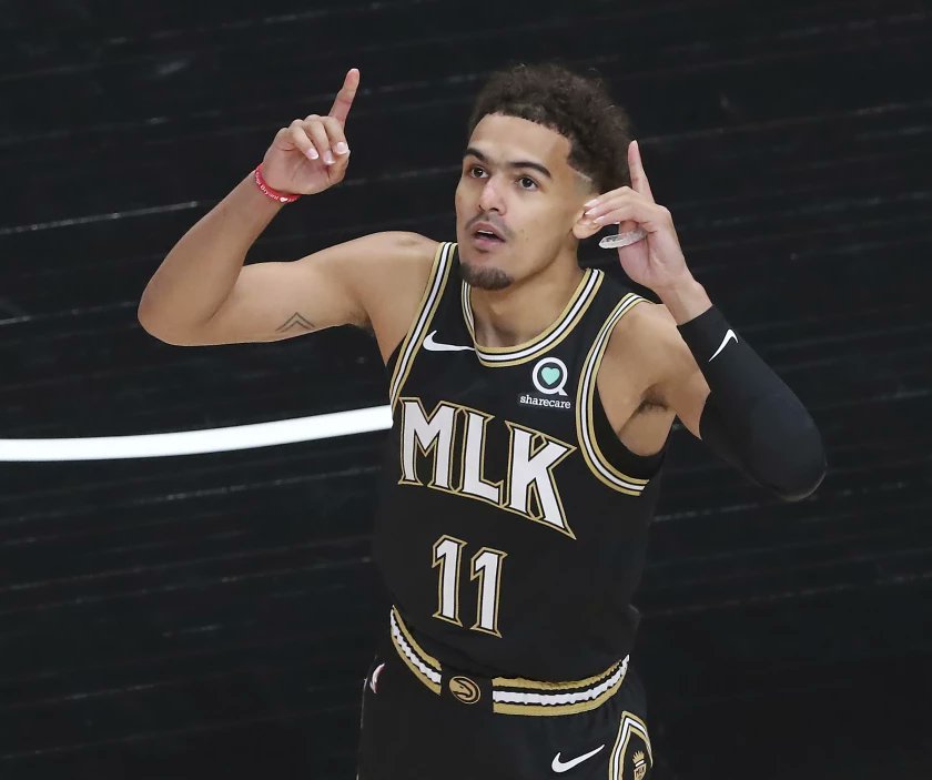 NBAdabad's tweet photo. Trae Young, 22 anos, primeira vez que participou dos playoffs, teve médias de 29 pontos e 9 assistências por jogo, e levou o Atlanta Hawks até as finais da conferência leste

o futuro desse mlk e do Hawks é muito, mas muito promissor https://t.co/HfTYzgxk4w