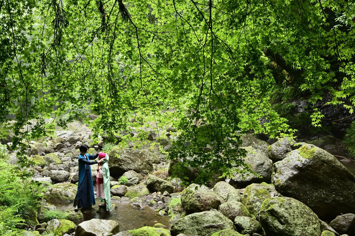 撮影行ってきたよ〜〜〜〜〜！！！
の写真😍
ロケーション最高だった✨
RANさんのハクイケメンすぎて顔ニヤけるの抑えてたら真顔もしくは険しい顔しかできんやったけどwww

ハク
@JHtt11ense

studio 
<a href="/itonoko_s/">ItonokoStudio</a> 
camera
<a href="/imasyuu_/">imasyuu</a>