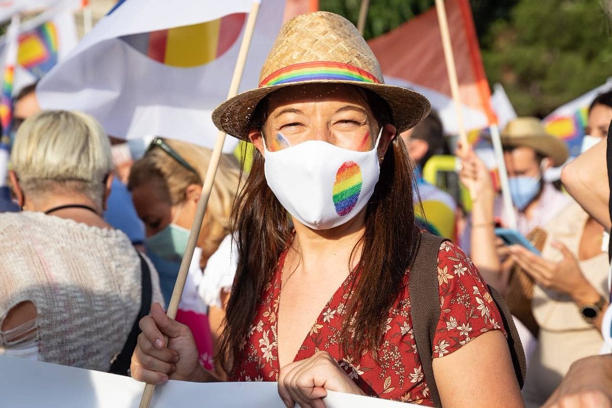 CS_Madrid's tweet photo. 🧡 Madrid es libertad.
🧡 Madrid es respeto.
🧡 Madrid es diversidad.

🏳️‍🌈 Madrid es el lugar donde amar a quien te dé la gana, una región abierta donde no ocultar lo que sientes.
#Orgullo2021 https://t.co/iFReWFE9vf