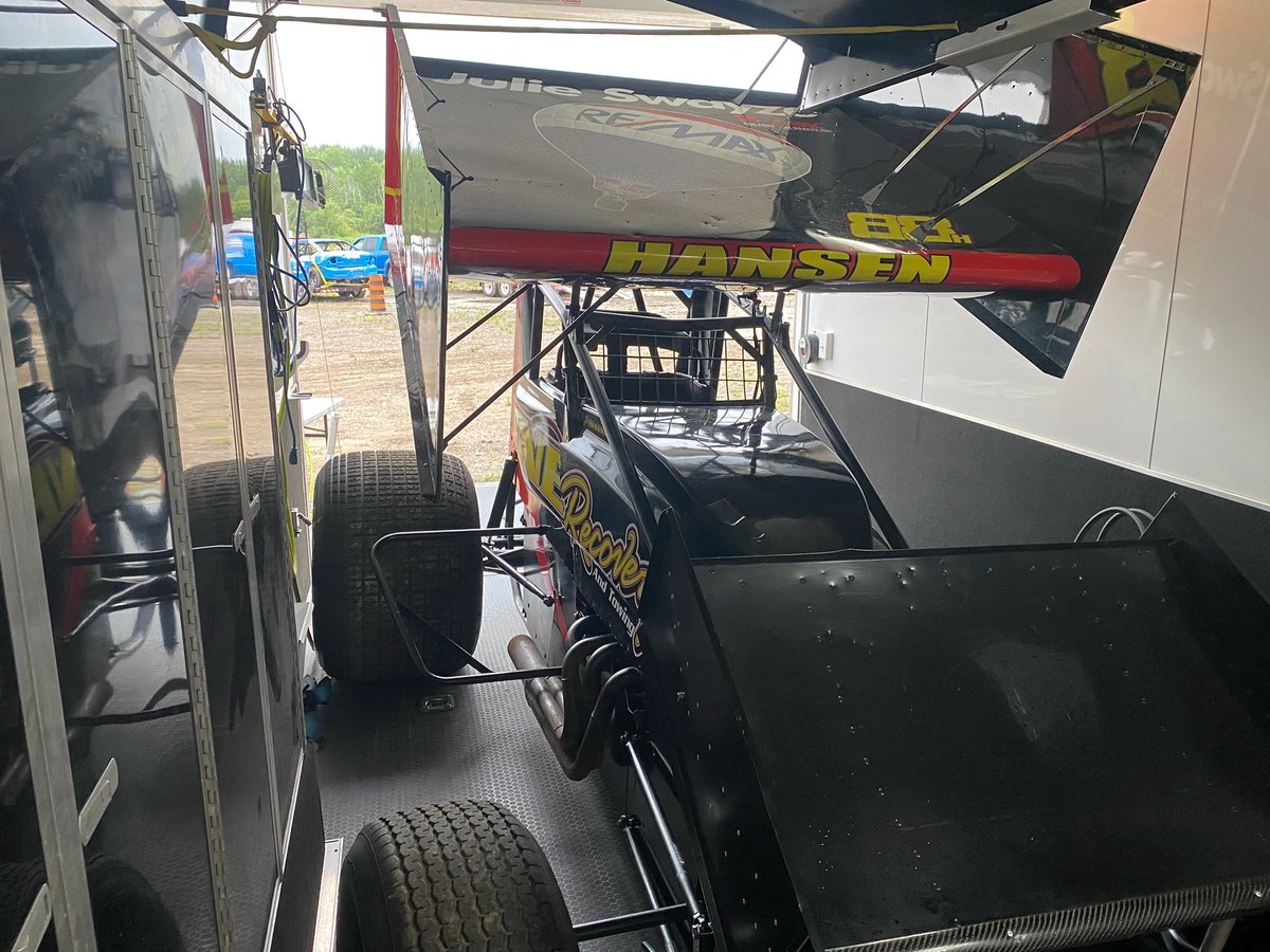 88Hjhansen's tweet photo. It’s race day!!! 🏆 (whenever this light rain stops) 

📍Brighton Speedway 

🏎 360 Sprint Car 

📺 G Force Tv (YouTube 7pm) https://t.co/CfJUn620nt