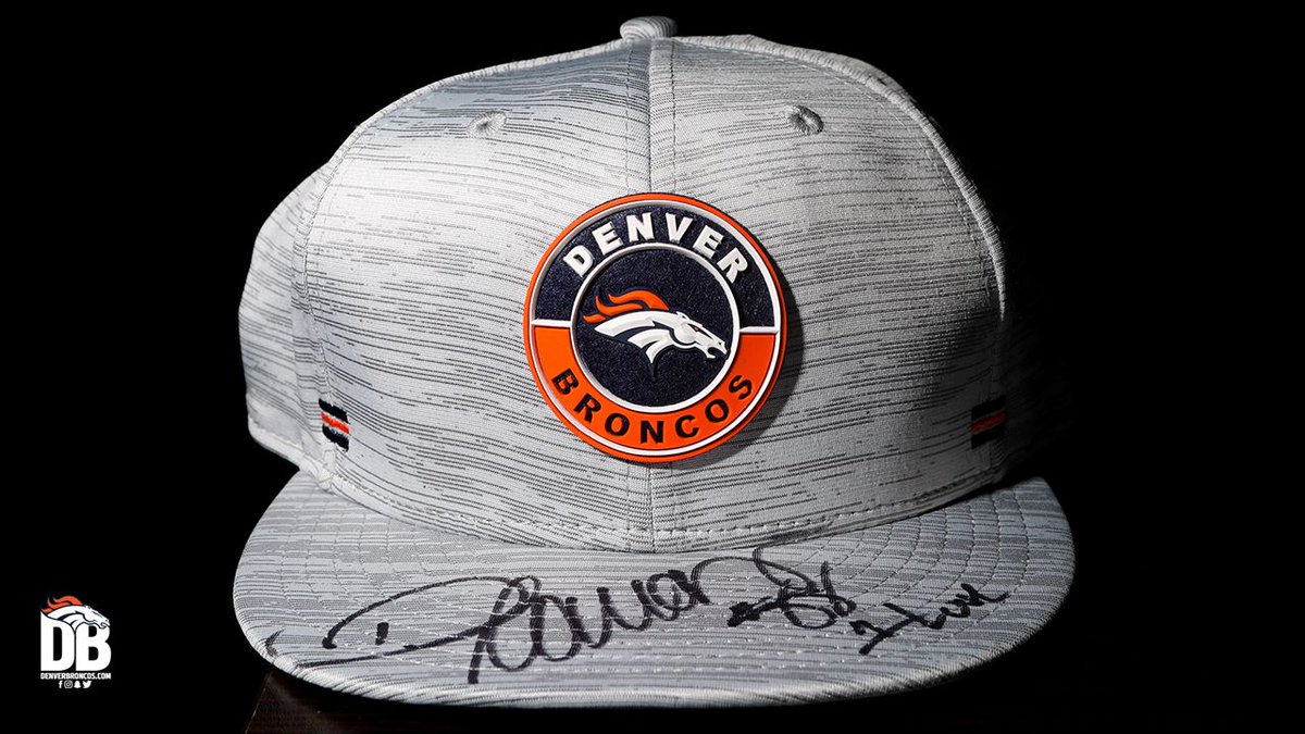 RT for your chance to win a signed 🧢 from Demaryius Thomas!