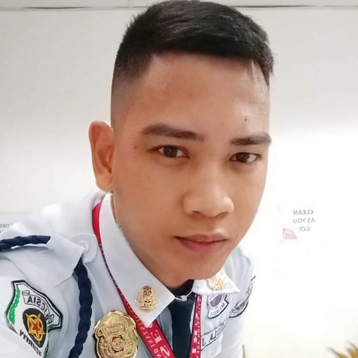 SGJay13's tweet photo. #NewProfilePic https://t.co/AMvji5vOh9