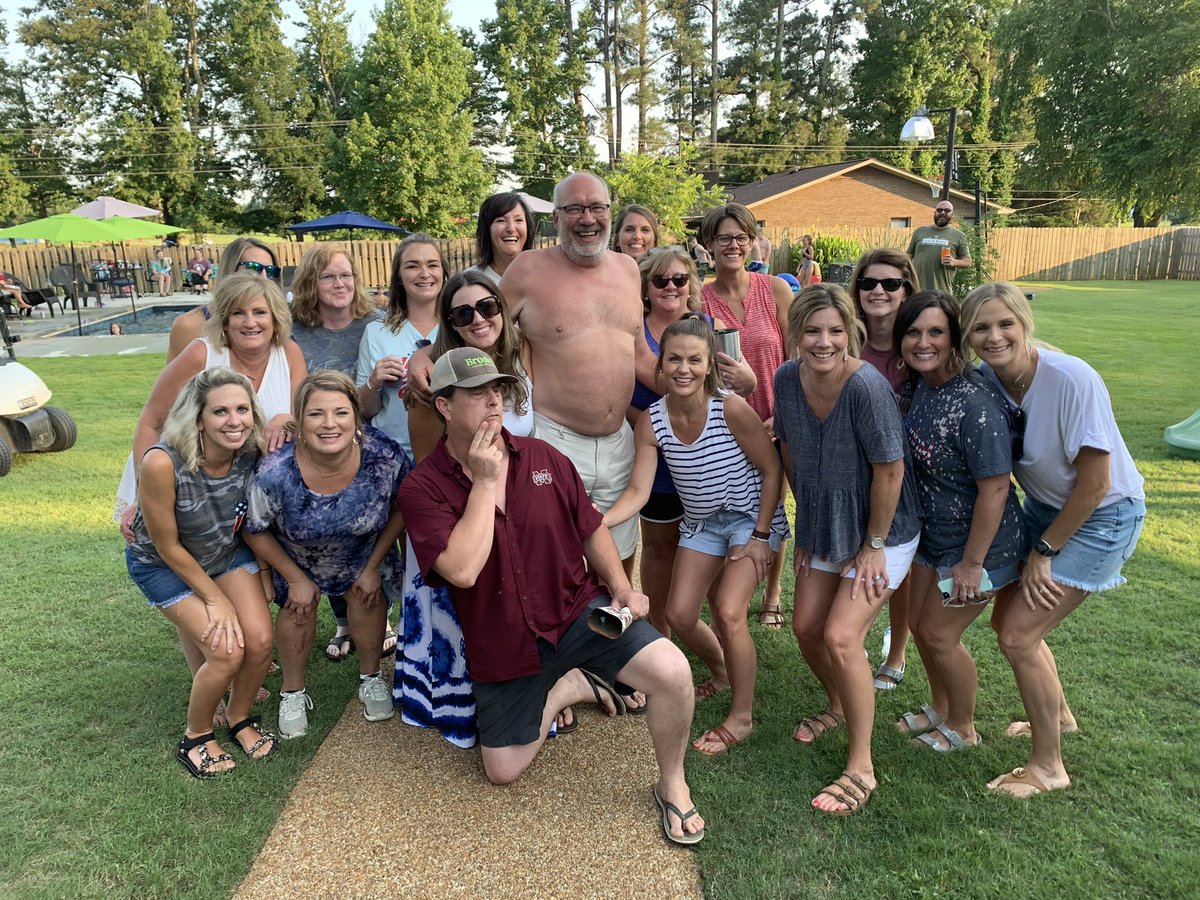 jbrooks29's tweet photo. @HailState @HailStateBB @barstoolsports @CWSUpdates1 https://t.co/6P7DpGFVlF