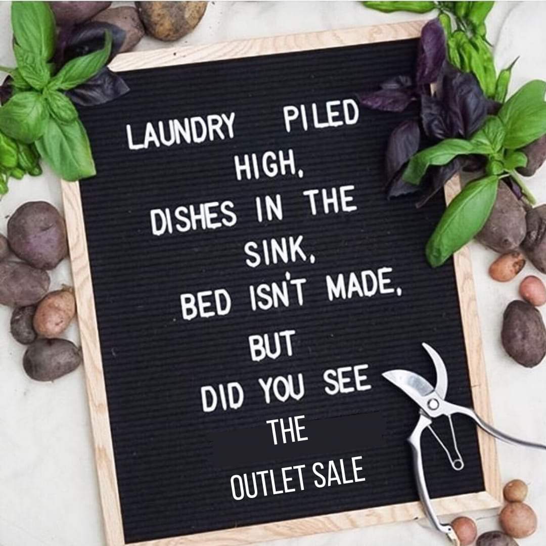 Time to get to shopping. The biggest outlet sale of the year. 

mythirtyone.com/310231?pd=1205…