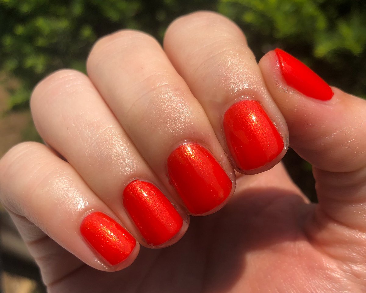 Kaleviri's tweet image. New nails! #pchlovesong and a mix with #lessisnorse for the accent nail! @OPI_PRODUCTS